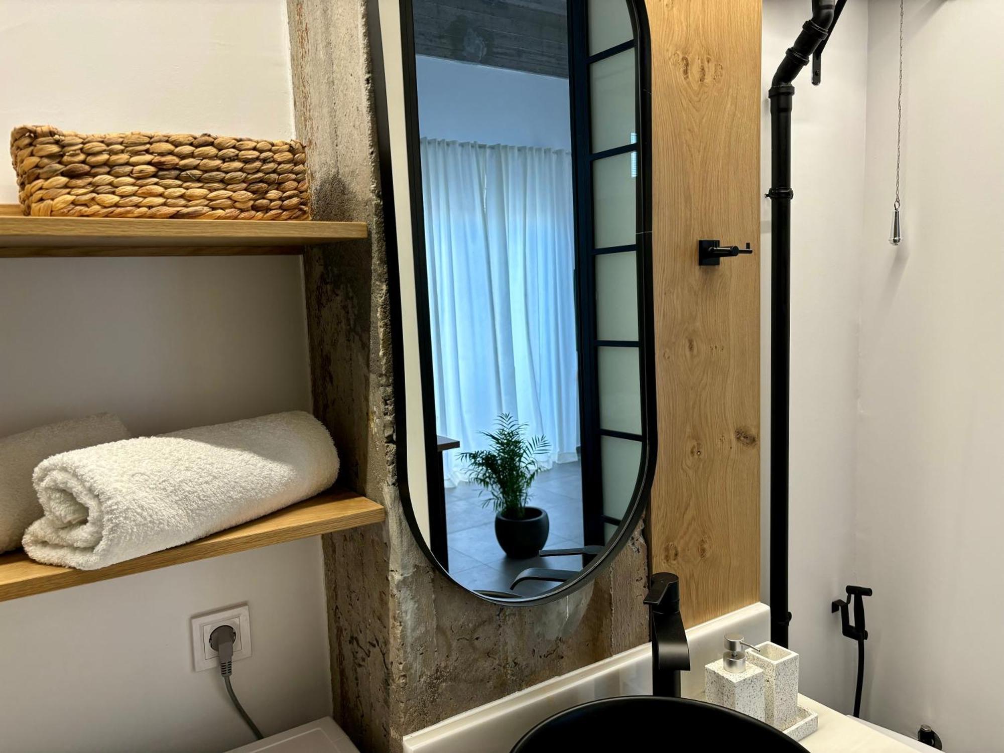 Industrial Loft Comfort Living Heraklion Exteriör bild